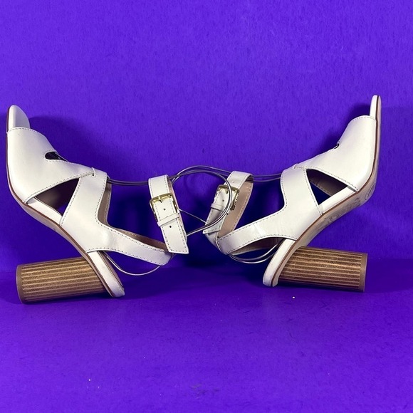 Cole Haan Women's Reina City Sandals Block Heel Strappy Ivory Shoe Size 8.5-NEW - Picture 7 of 10